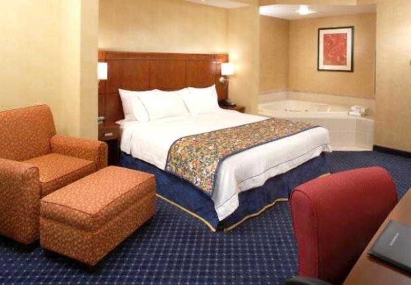Hotel Courtyard By Marriott Cleveland Willoughby Zewnętrze zdjęcie