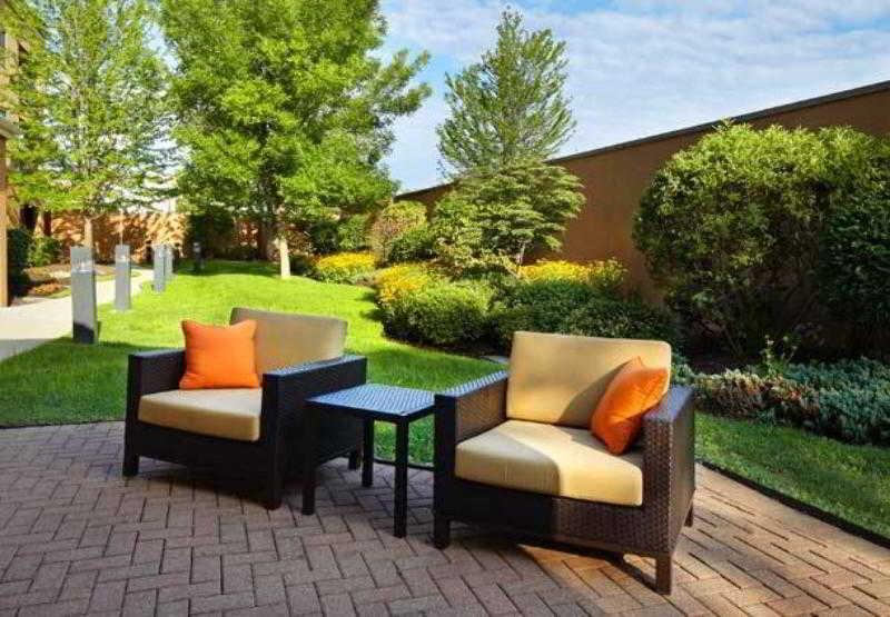 Hotel Courtyard By Marriott Cleveland Willoughby Udogodnienia zdjęcie
